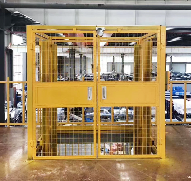 天津智能导轨式升降机亮相