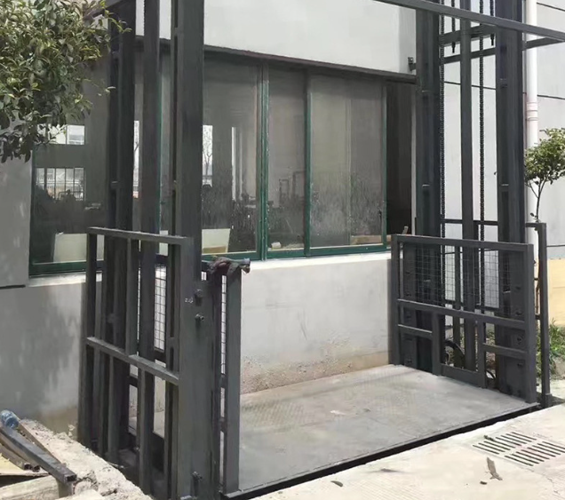 天津导轨式施工升降机助力民生工程提速增效